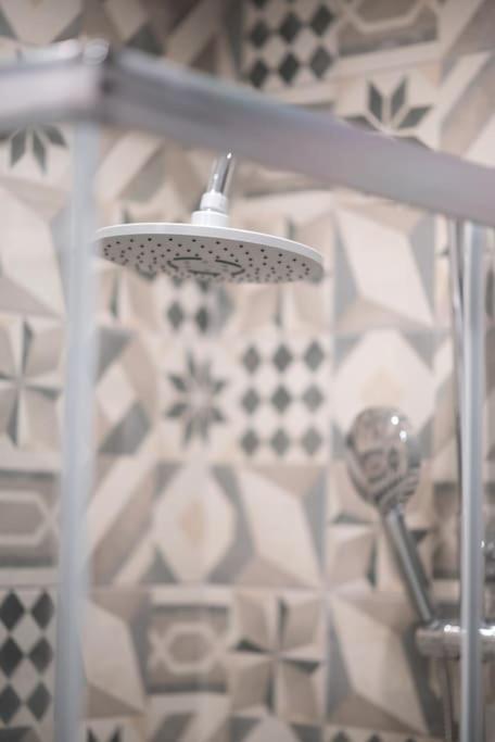 Luxury Studio With Garden Next To Acropolis アテネ エクステリア 写真