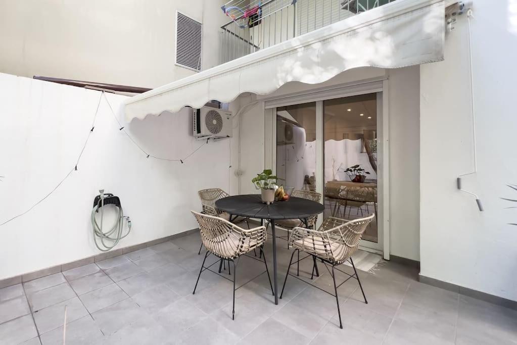 Luxury Studio With Garden Next To Acropolis アテネ エクステリア 写真