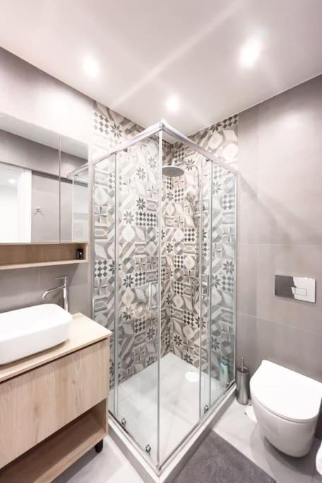 Luxury Studio With Garden Next To Acropolis アテネ エクステリア 写真